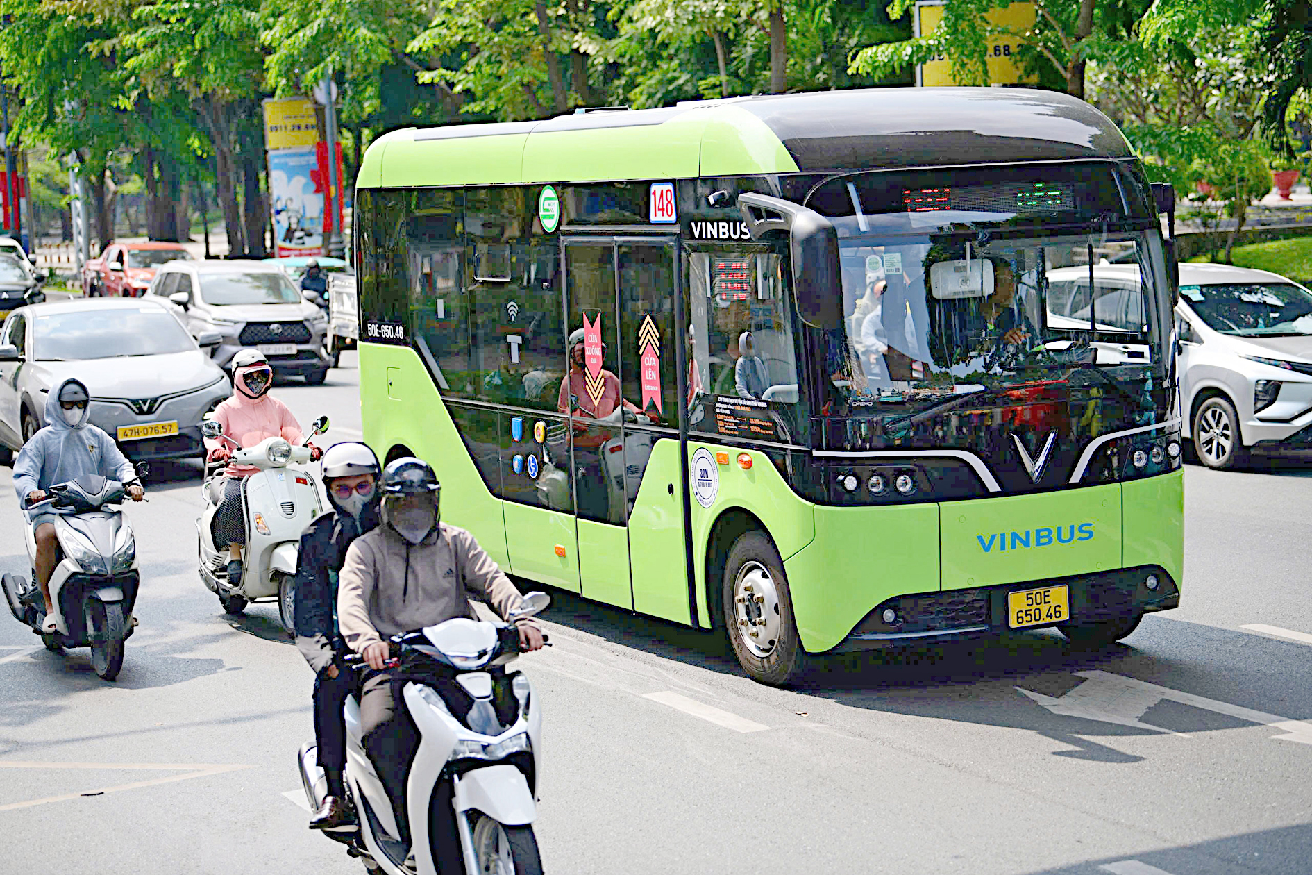 Nhiều gửi gắm cho xe buýt miễn phí - Ảnh 1. xe buýt - Ảnh 1.