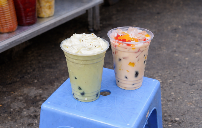 Trà sữa chứa hàm lượng đường, uống nhiều không tốt cho thận. Ảnh: Bảo Anh