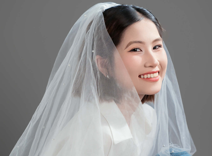 Ánh Hoa luôn xem căn bệnh là trải nghiệm, thay vì án tử vì nó giúp cô mạnh mẽ, lạc quan, trân trọng cuộc sống hơn. Ảnh: Nhân vật cung cấp