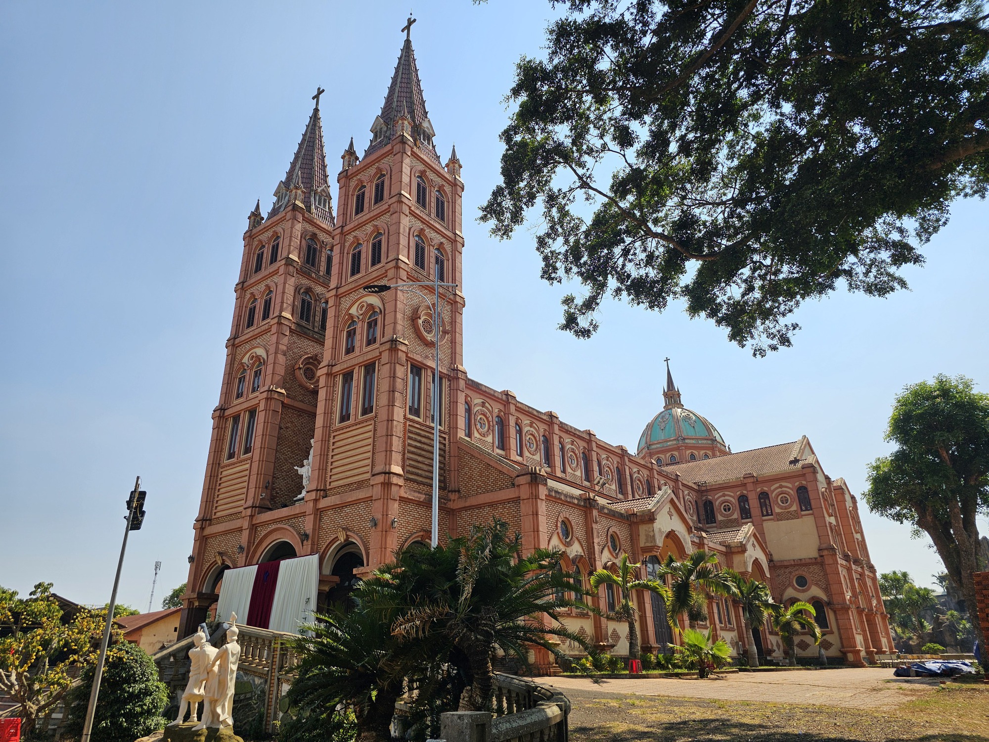 - Ảnh 1. - Ảnh 1.