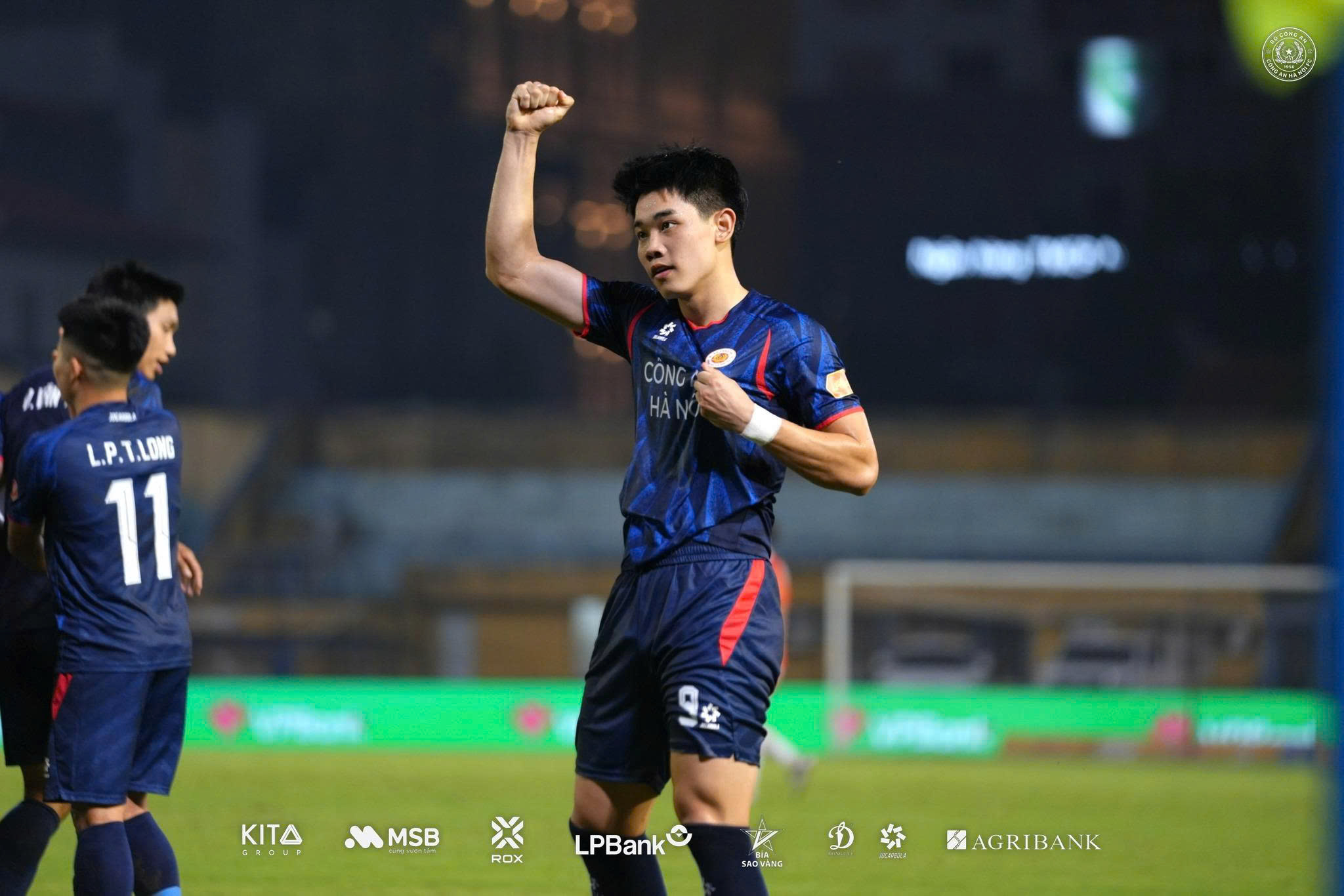 Ninh Bình trở lại, Thanh Hóa vùng dậy mạnh mẽ 1 Vòng 17 V-League: Ninh Bình trở lại, Thanh Hóa vùng dậy mạnh mẽ - Ảnh 1.