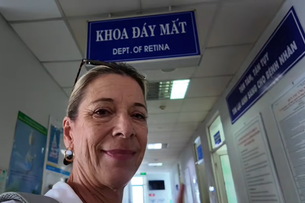 Nữ du khách Tây đi khám mắt, bất ngờ với số tiền phải thanh toán - 2