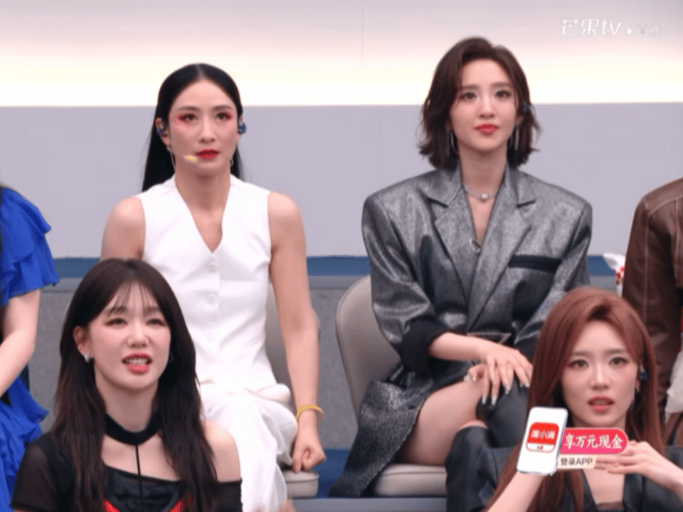 Show Trung Quốc Trang Pháp đang thi dính drama rợp trời: Ồn hơn cái chợ, giám khảo bù nhìn và dàn xếp kết quả lộ liễu- Ảnh 1.