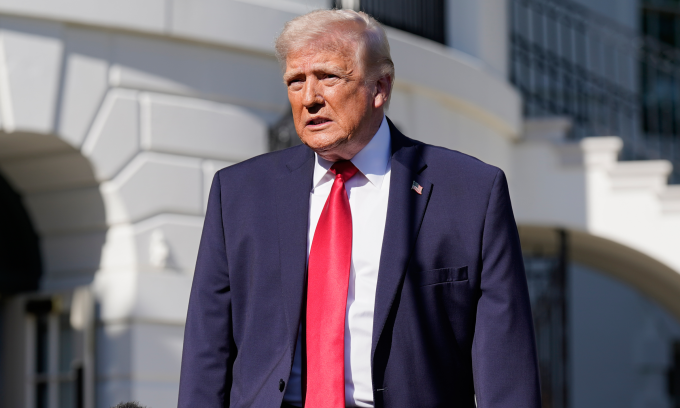 Tổng thống Mỹ Donald Trump tại Nhà Trắng hôm 11/4. Ảnh: AP