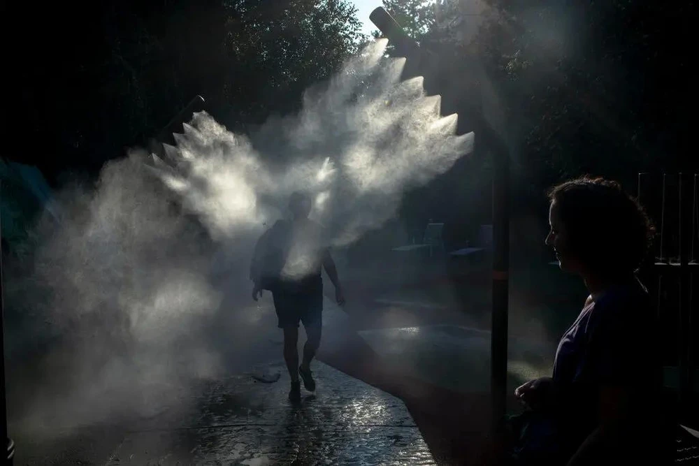Paris lên kế hoạch đối phó 'hiệu ứng domino' từ thời tiết nắng nóng