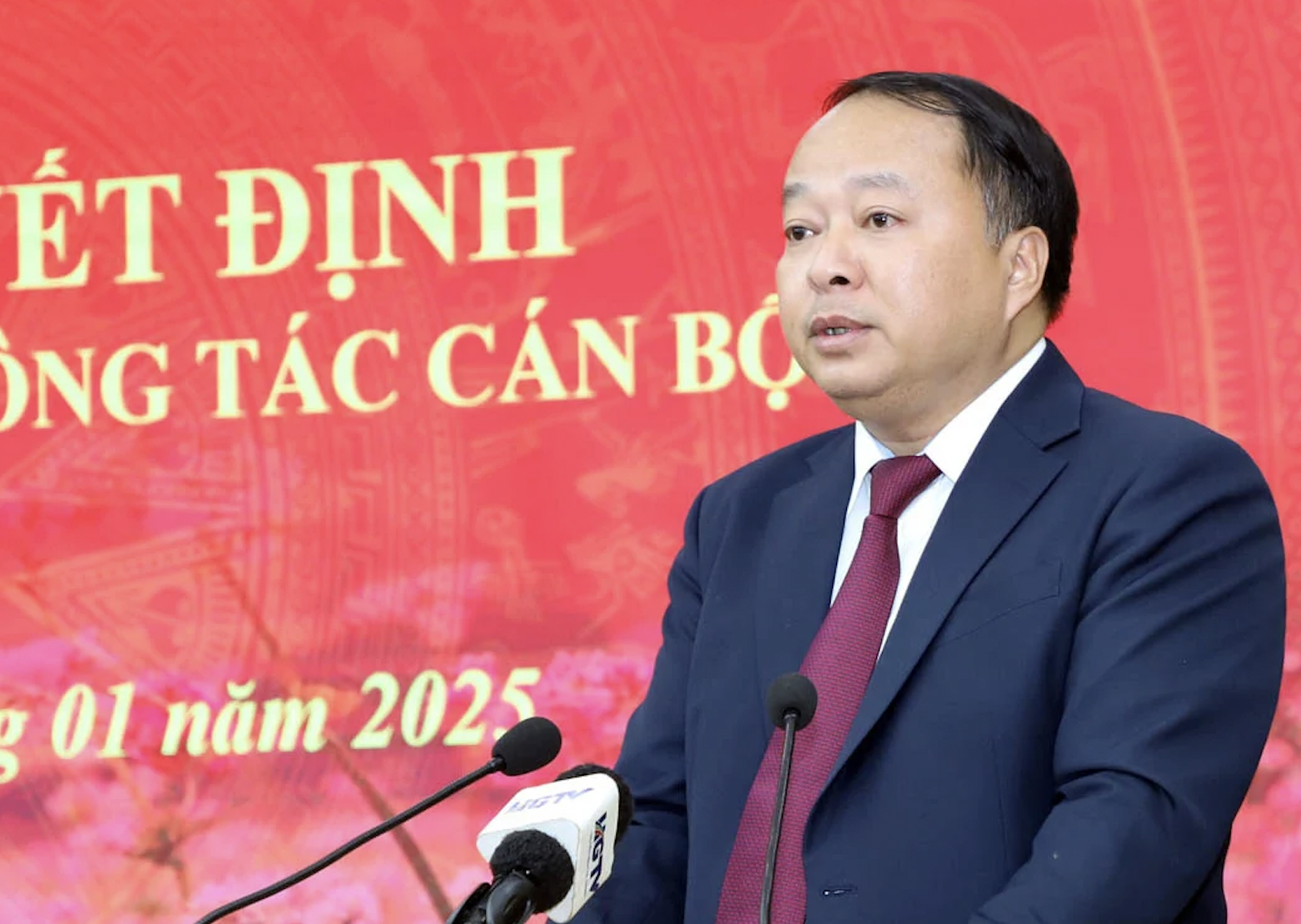 Phê chuẩn chủ tịch, phó chủ tịch 31 tỉnh, thành- Ảnh 5. Phê chuẩn chủ tịch, phó chủ tịch 31 tỉnh, thành- Ảnh 5.