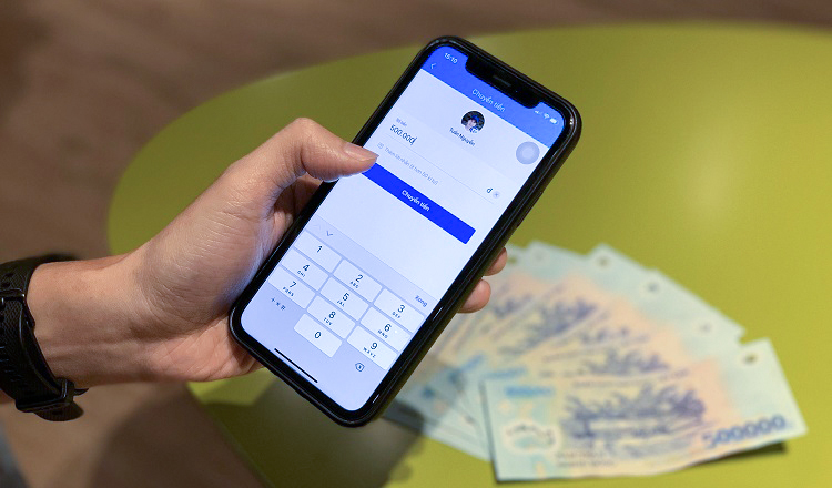 Phong toa tai khoan ngan hang tich thu toan bo