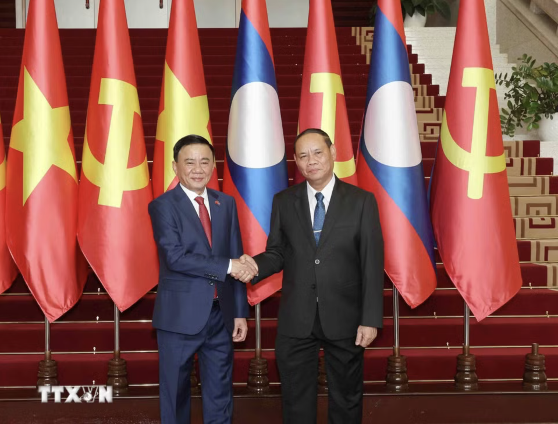 Quan hệ Việt - Lào là nhân tố quan trọng góp phần giữ vững hòa bình, ổn định khu vực 1 Quan hệ Việt - Lào là nhân tố quan trọng góp phần giữ vững hòa bình, ổn định khu vực - Ảnh 1.