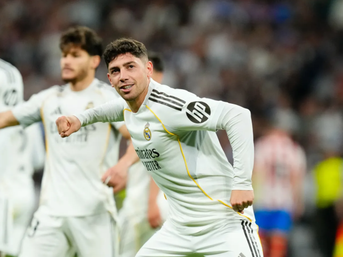 Federico Valverde mừng bàn mở tỷ số trong trận Real hòa Girona 1-1 ở vòng 31 La Liga trên sân Bernabeu, Madrid, Tây Ban Nha ngày 10/4/2026. Ảnh: AFP