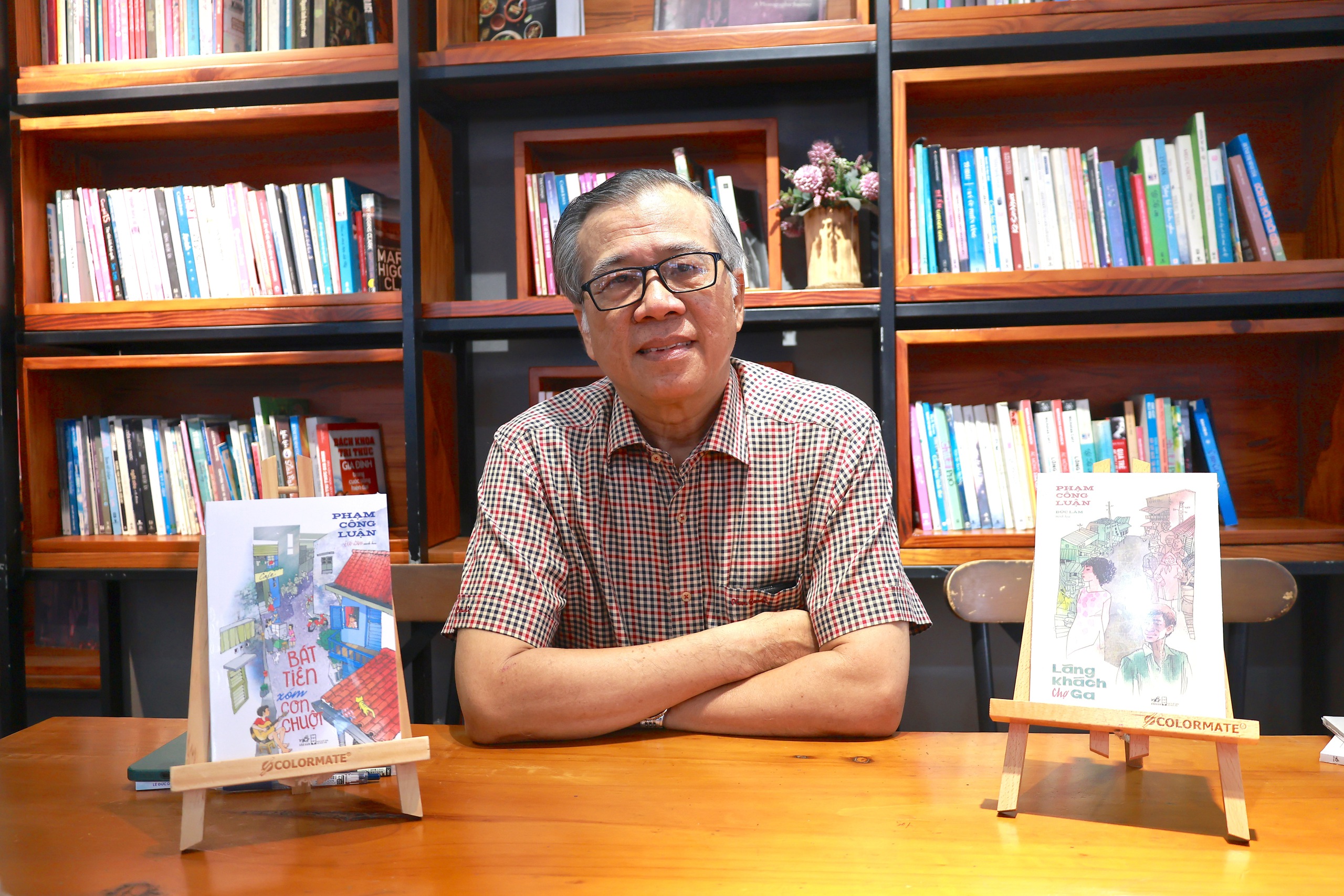 Phạm Công Luận và văn hóa Sài Gòn qua tuổi thơ trong hai tác phẩm mới - Ảnh 1.