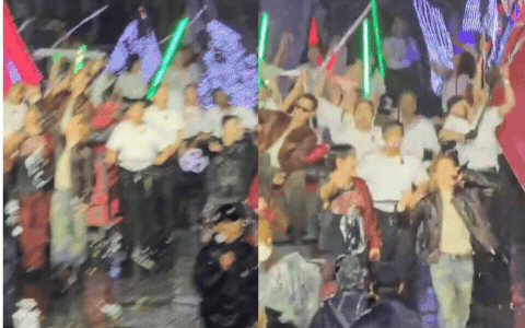 San khau nhu le hoi quoc gia cua BTS 41