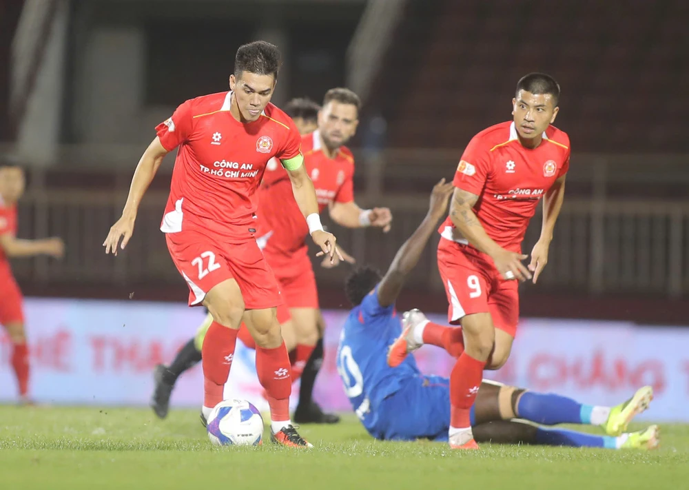 song-sat-brazil-len-ngoi-o-tuyen-viet-nam-tien-dao-noi-that-the (1).jpg