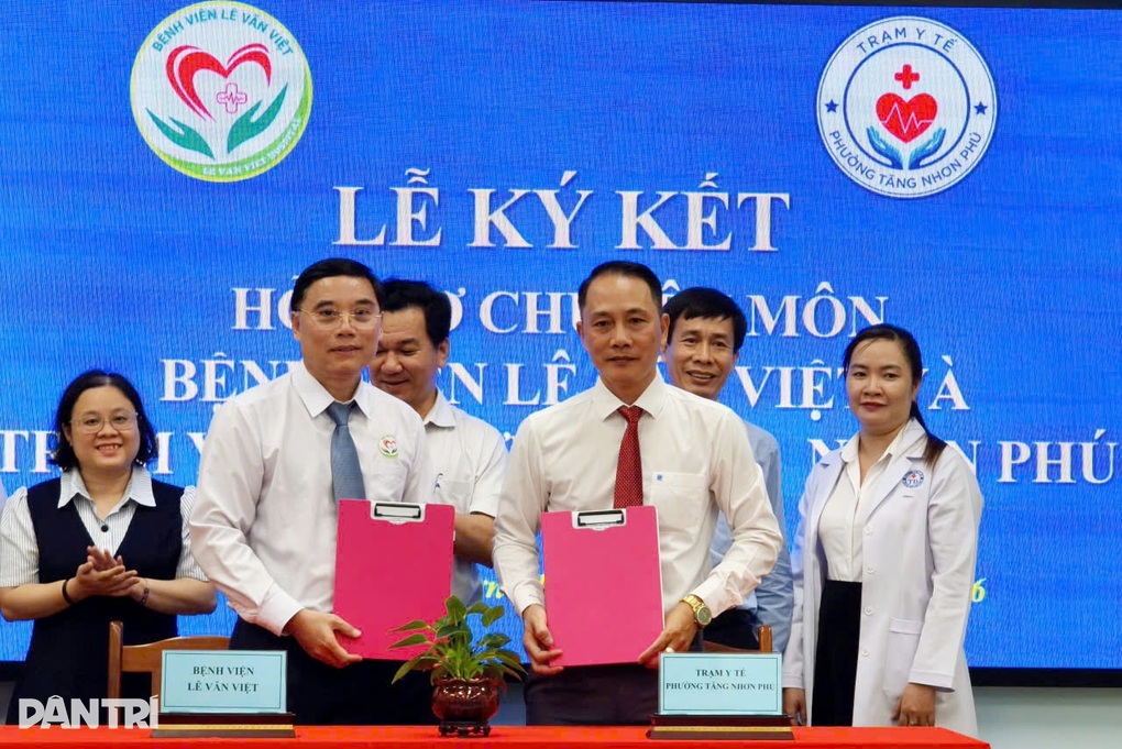 TPHCM khám sức khỏe miễn phí toàn dân: Các bệnh viện, trạm y tế vào cuộc - 1