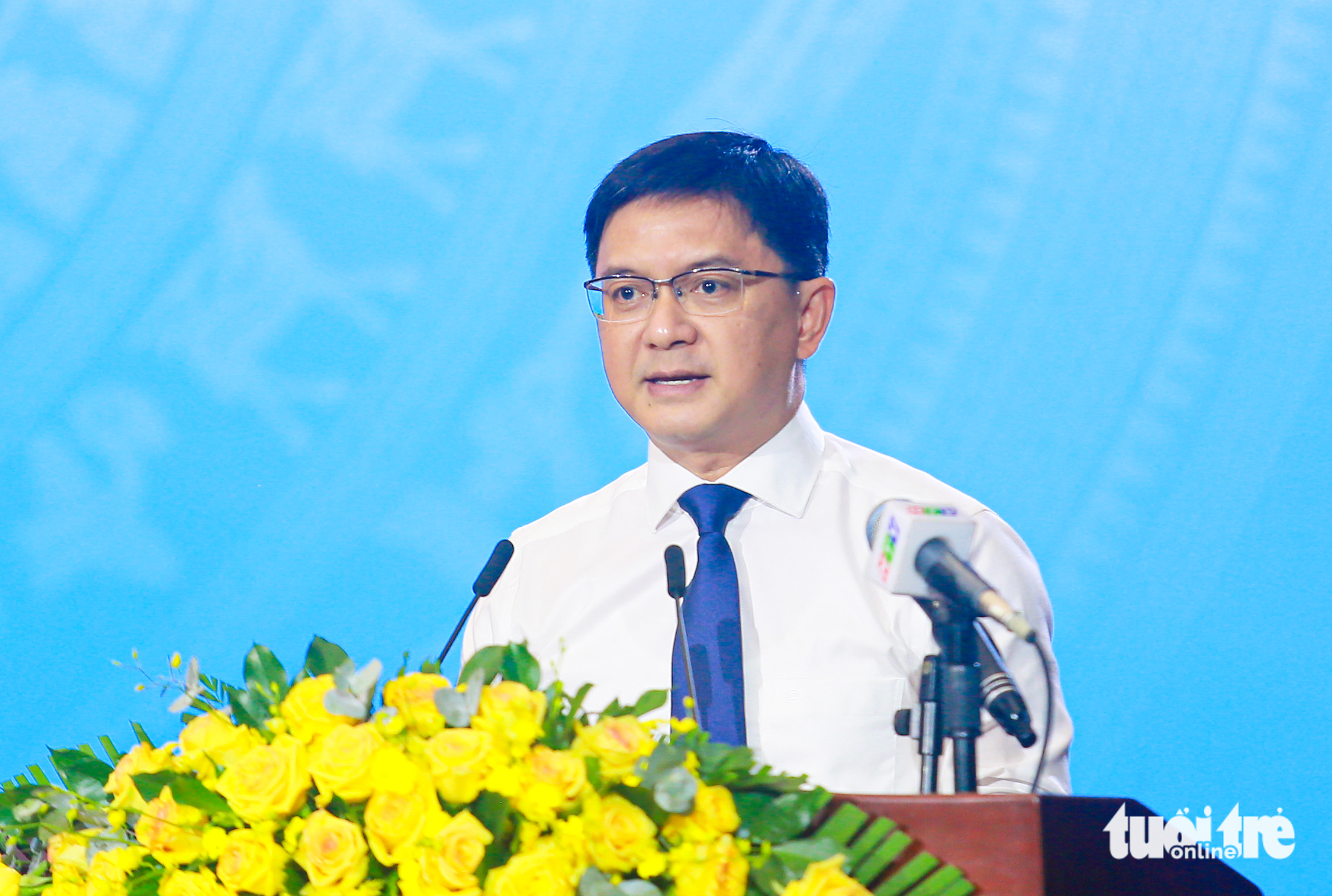 TP.HCM trao 87 huân chương lao động cấp Nhà nước, 25 cờ thi đua tại hội nghị yêu nước - Ảnh 1.