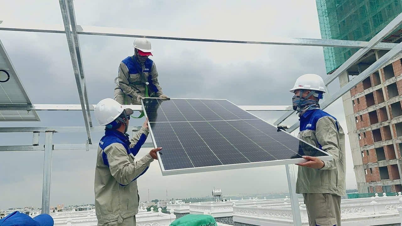 Tăng cường các giải pháp tiết kiệm điện 1 Tăng cường các giải pháp tiết kiệm điện - Ảnh 1.