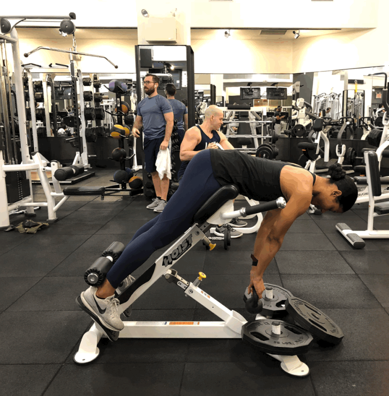 Tập rãnh lưng mãi không thấy sâu nhưng thắt lưng càng đau nhức, lưu ý những sai lầm này- Ảnh 2.