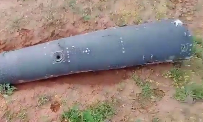 Xác tên lửa THAAD tại Syria trong ảnh đăng ngày 6/4. Ảnh: X/QalaatAlMudiq