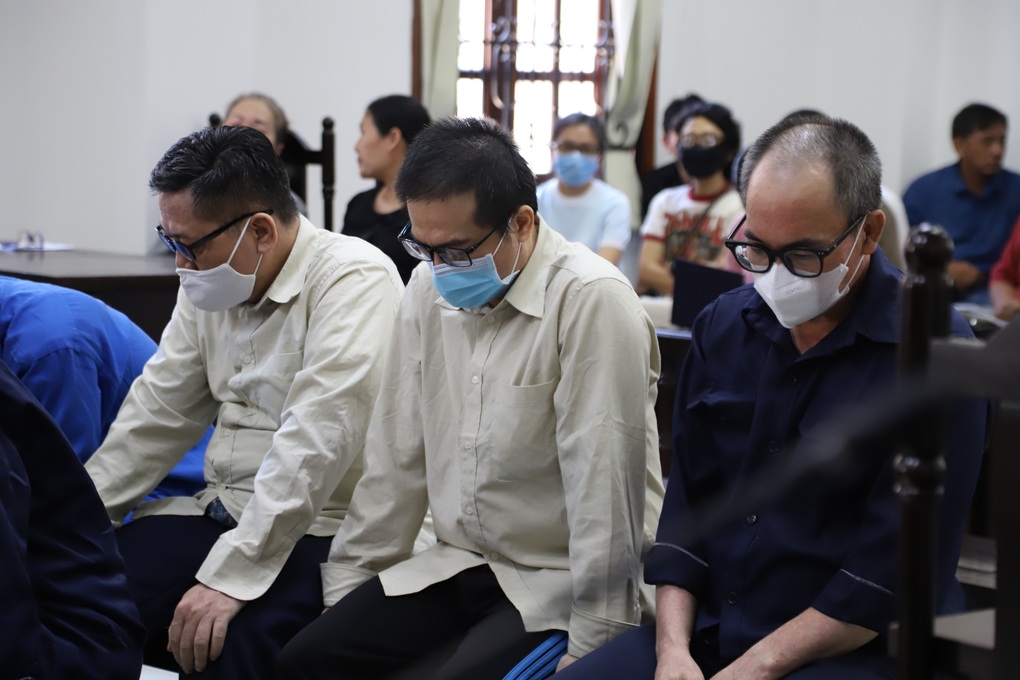 Tham ô công quỹ, cựu ban quản trị chung cư Miếu Nổi lĩnh án - 1