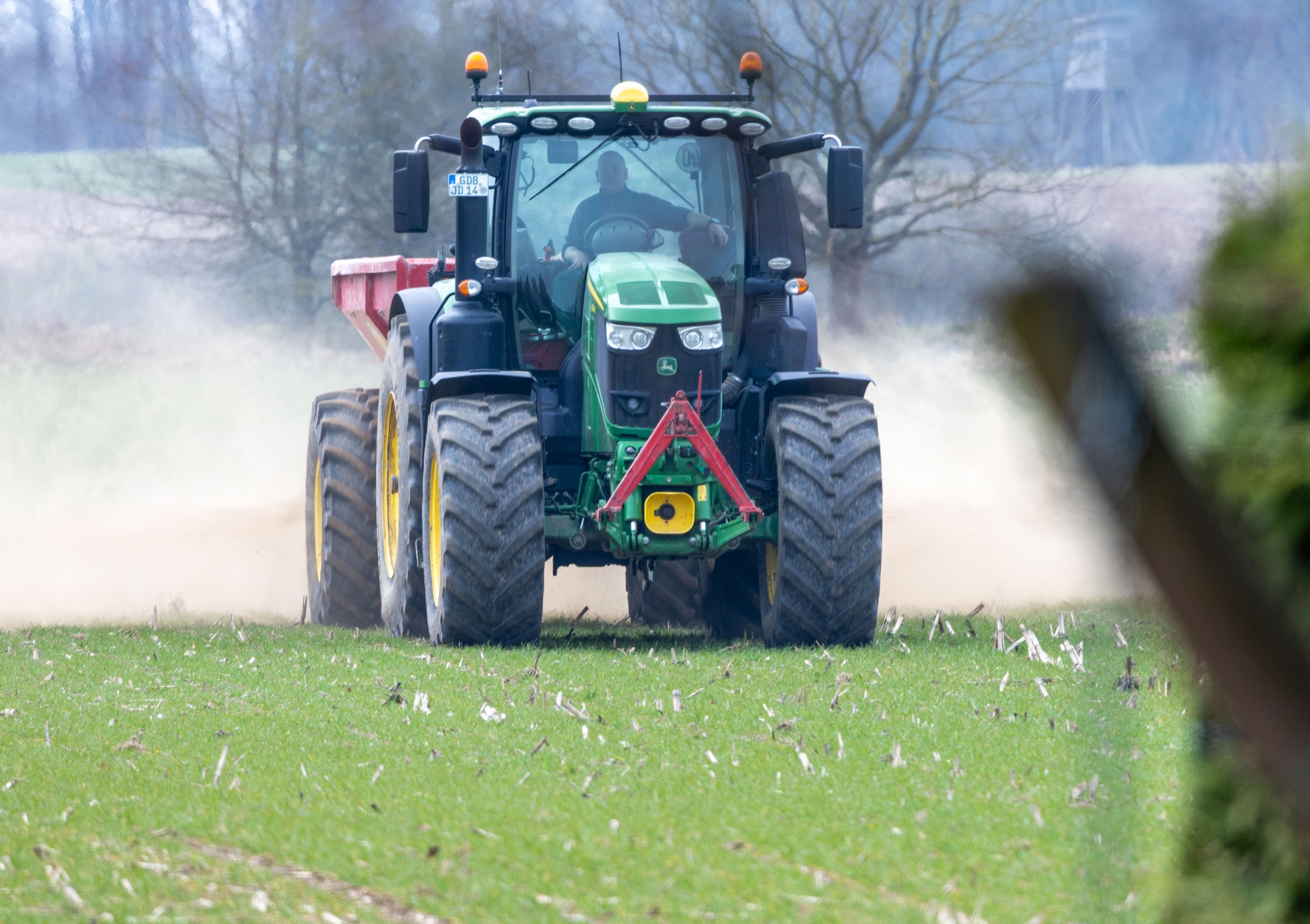 Thêm nỗi lo về an ninh lương thực - Ảnh 1.