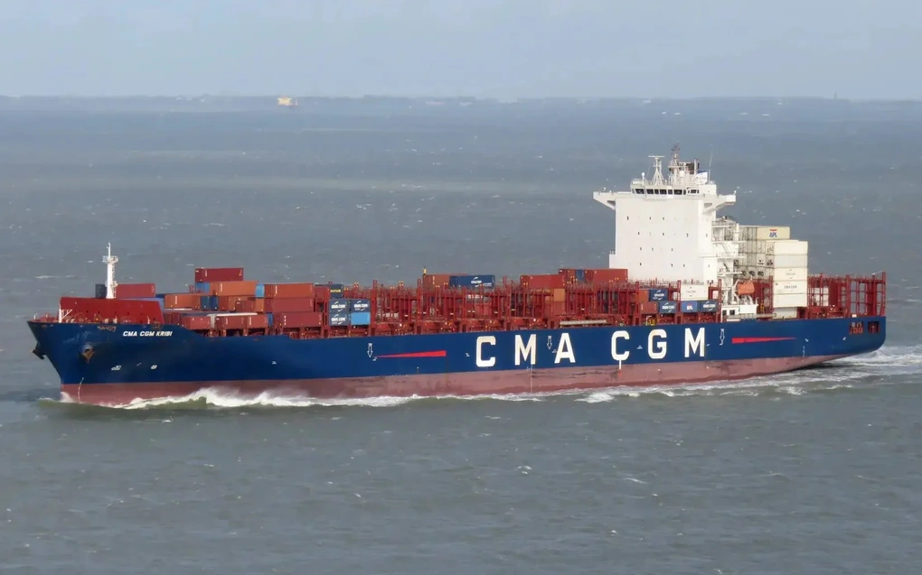 Tín hiệu vui: Tàu Pháp, Nhật, Oman rẽ sóng vượt eo biển Hormuz an toàn - 1