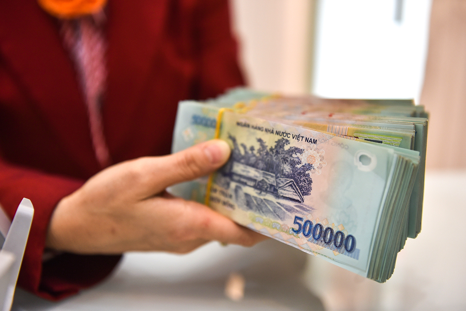 Tin tức sáng 4-4: Thu ngân sách quý I đạt hơn 829.000 tỉ đồng, tăng 11,4% - Ảnh 1. tin tức - Ảnh 1.