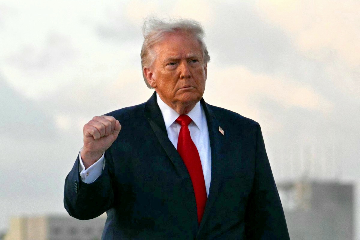 Tin tức thế giới 13-4: Ông Trump cân nhắc tấn công Iran; Lệnh ngừng bắn Nga - Ukraine kết thúc - Ảnh 1.