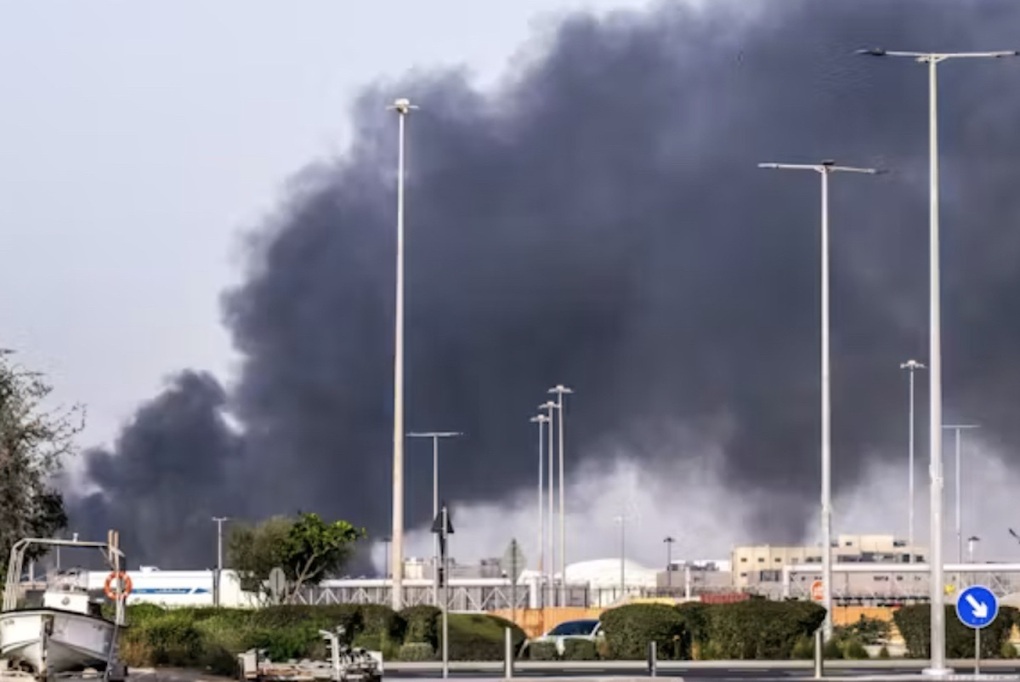 Tính toán của Iran khi bắn hỏa lực vào loạt pháo đài dữ liệu Trung Đông - 1