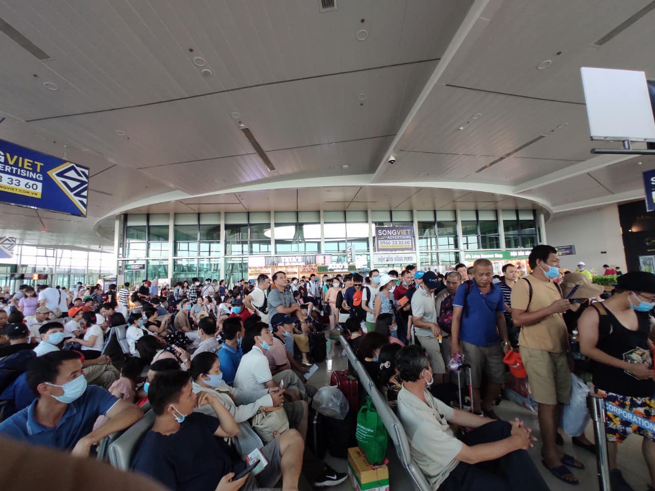 Tổng thu gần 44.000 tỷ đồng trong 1 năm, hòn đảo duy nhất tại Việt Nam lập kỷ lục tăng trưởng chấn động châu Á nhờ chính sách miễn visa- Ảnh 1.