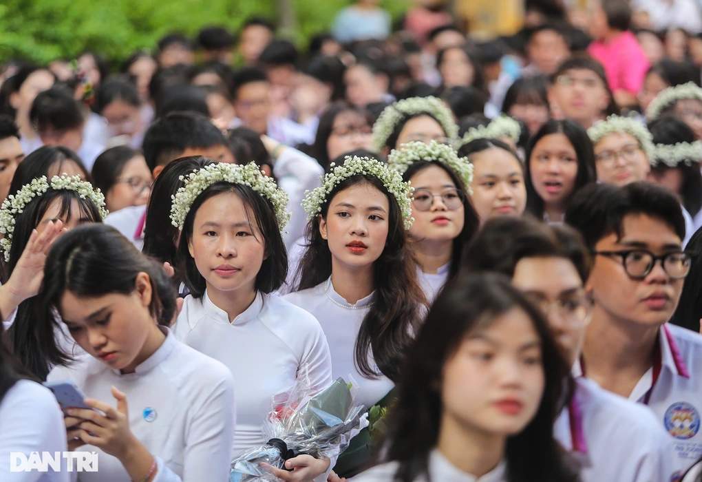 Top những trường THPT có điểm chuẩn lớp 10 khó vào nhất TPHCM - 2