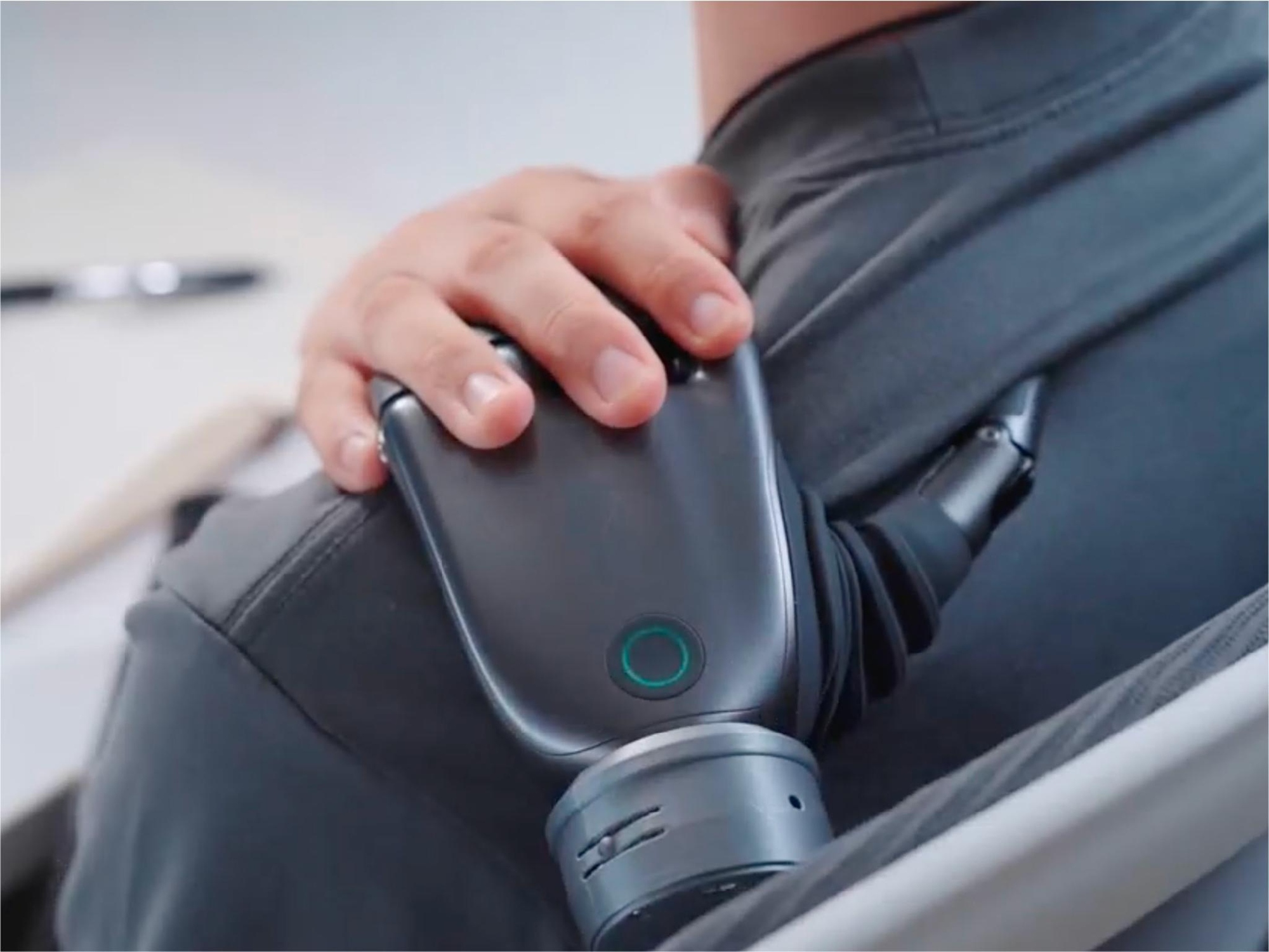 Trung Quốc lại một lần nữa khiến cả thế giới bất ngờ với cánh tay giả có thể 