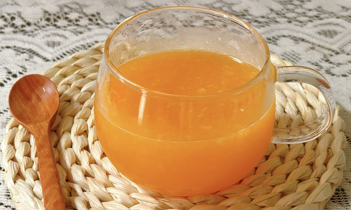 Uong nuoc cam hay an qua cam tot hon