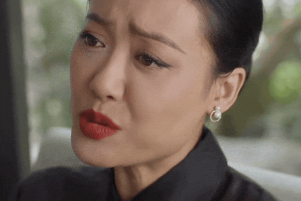 Cả đời xem phim Việt chưa thấy cảnh ôm nào peak cỡ này: Không có trong kịch bản, nam chính đang yêu thật chắc luôn- Ảnh 2.