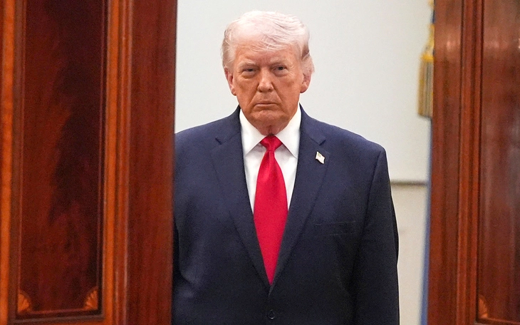 Vì sao ông Trump sa thải nữ Bộ trưởng Tư pháp Pam Bondi? - Ảnh 2.