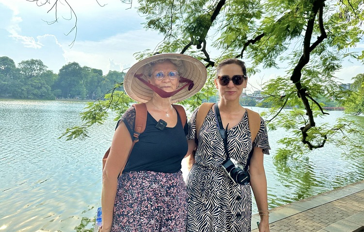 Việt Nam nằm trong Top 5 quốc gia an toàn nhất cho phụ nữ đi du lịch một mình- Ảnh 1.