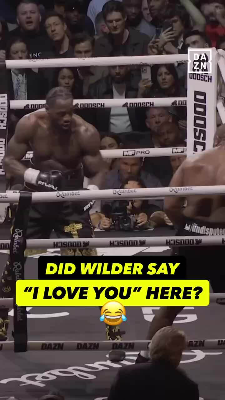 Deontay Wilder xin lỗi rồi đánh ngã đối thủ