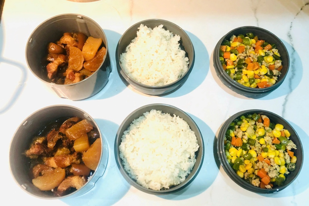 Vụ 300 tấn thịt heo bệnh: Phụ huynh mong con được mang cơm đi học - 1