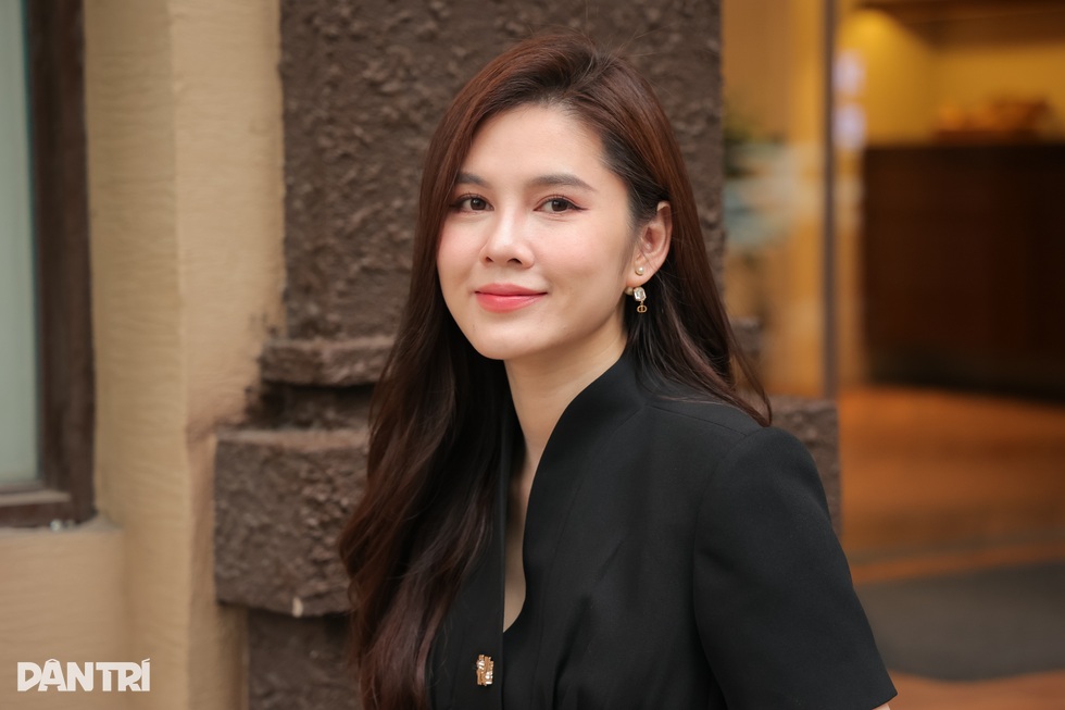 Vũ Thu Hoài tuổi 36 xinh đẹp viên mãn, hiếm hoi nói về chồng doanh nhân - 1