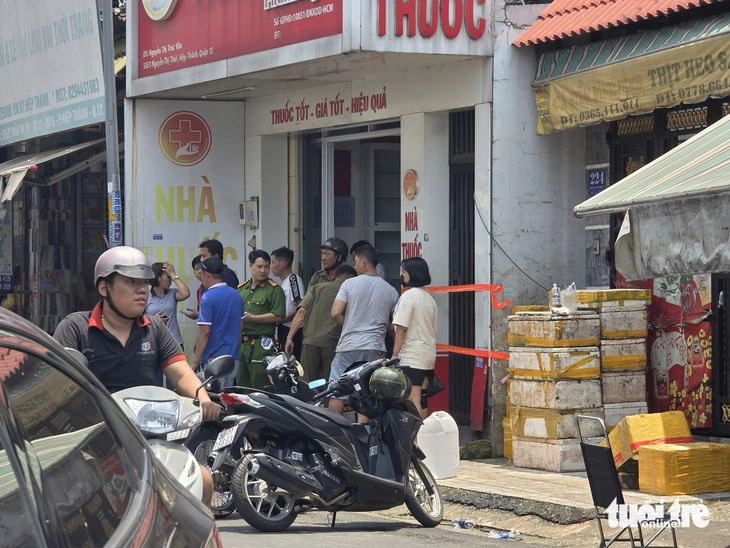 Vụ cháy ở phường Tân Thới Hiệp, 2 người chết: Tiếng kêu cứu khắp căn trọ, hàng xóm nỗ lực cứu người - Ảnh 1.