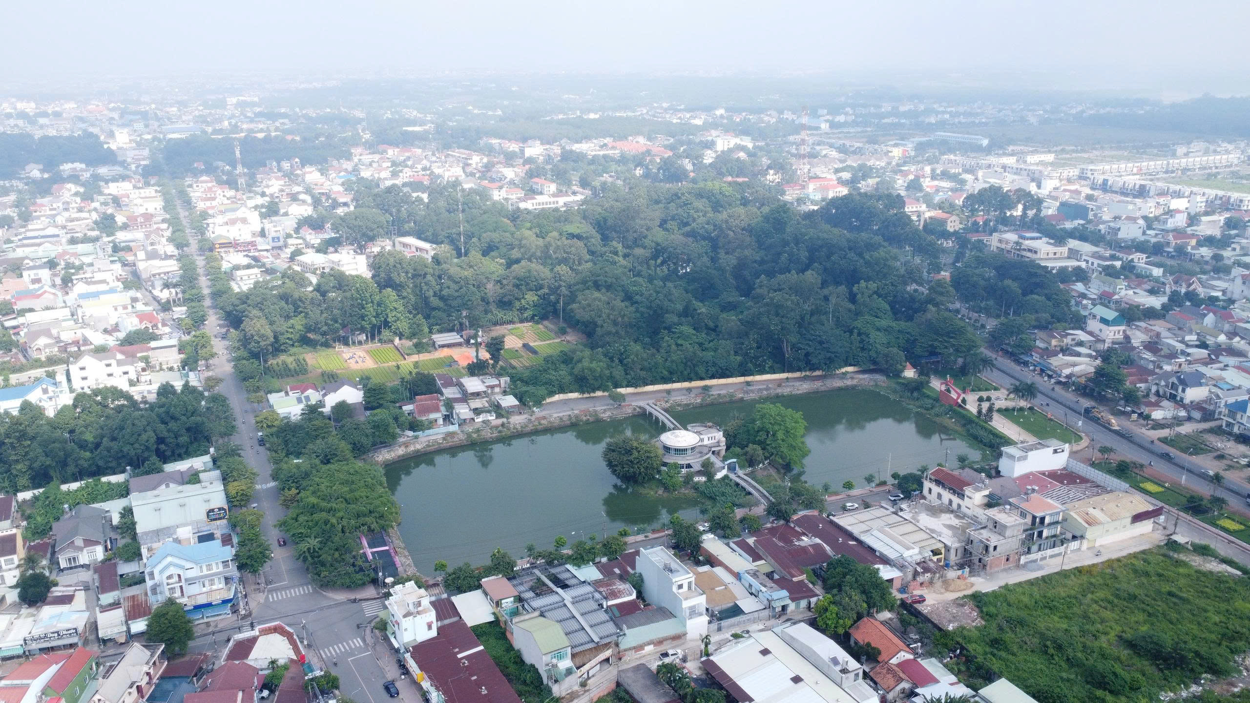 Thành lập 10 phường mới ở Đồng Nai: Xây dựng Trảng Bom thành đô thị đáng sống - Ảnh 1.