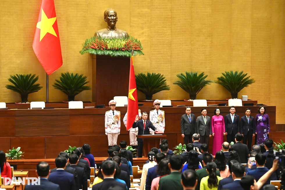 Xây dựng một Chính phủ hiện đại, kiến tạo và phục vụ nhân dân - 1