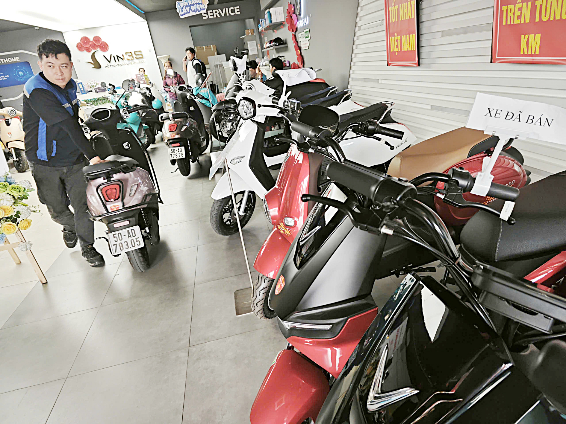 xe điện - Ảnh 1.