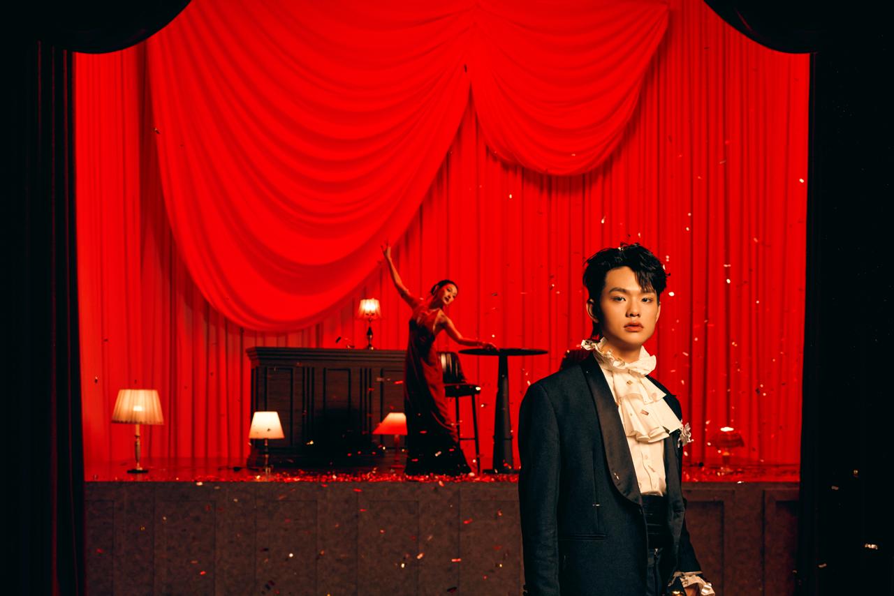 buitruonglinh gặp nguy hiểm, loạng choạng khuỵu gối vấp ngã: Xem mà thấy đau online!- Ảnh 2.