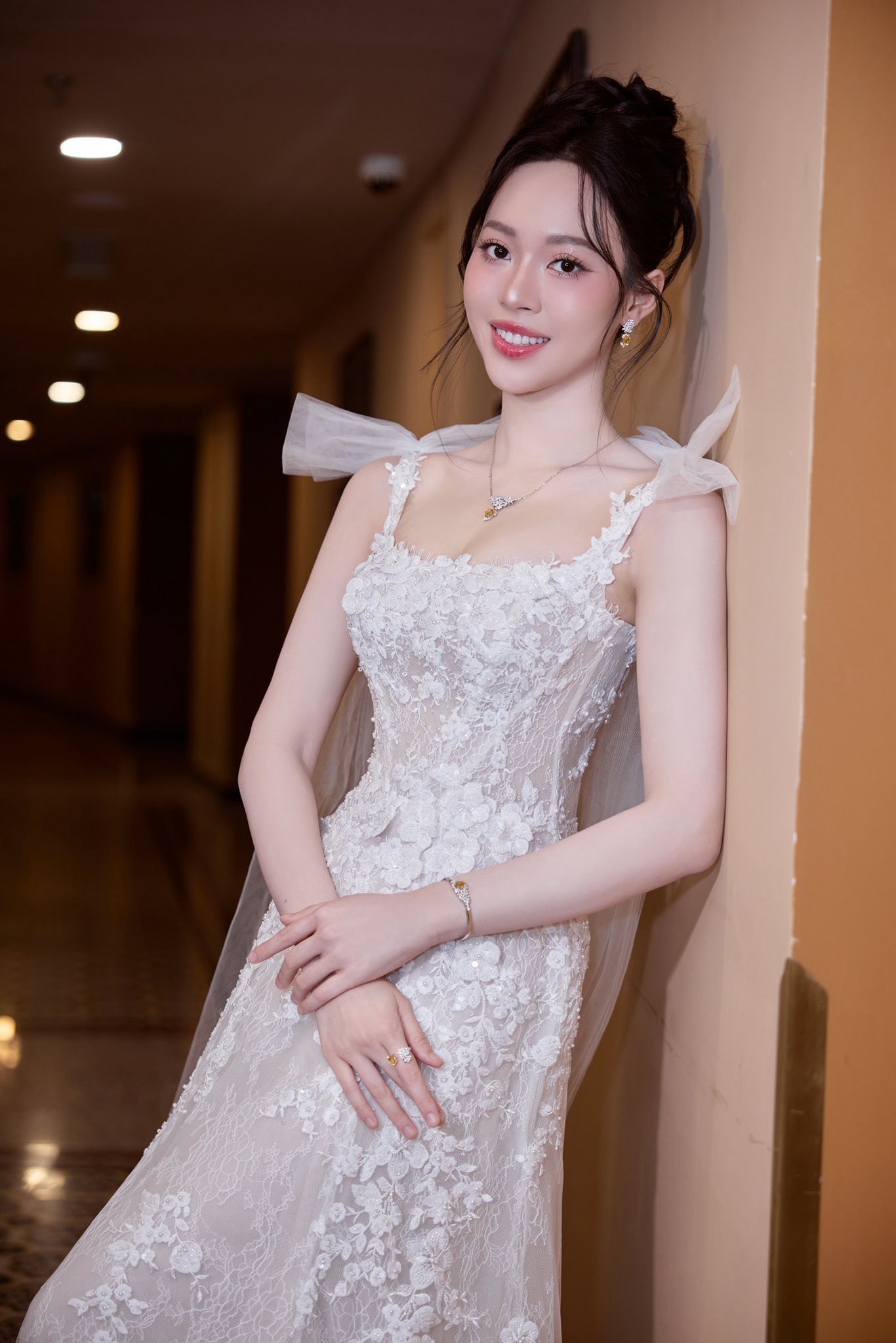 Á hậu gen Z là thủ khoa Đại học Kinh tế Quốc dân, 4 năm sau đăng quang 